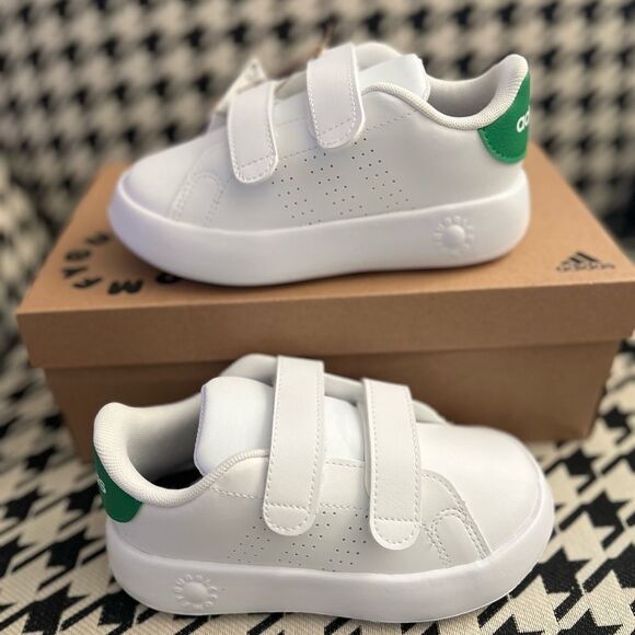 Adidas Advantage Toddler Shoe- Size 10K - Picture 2 of 8